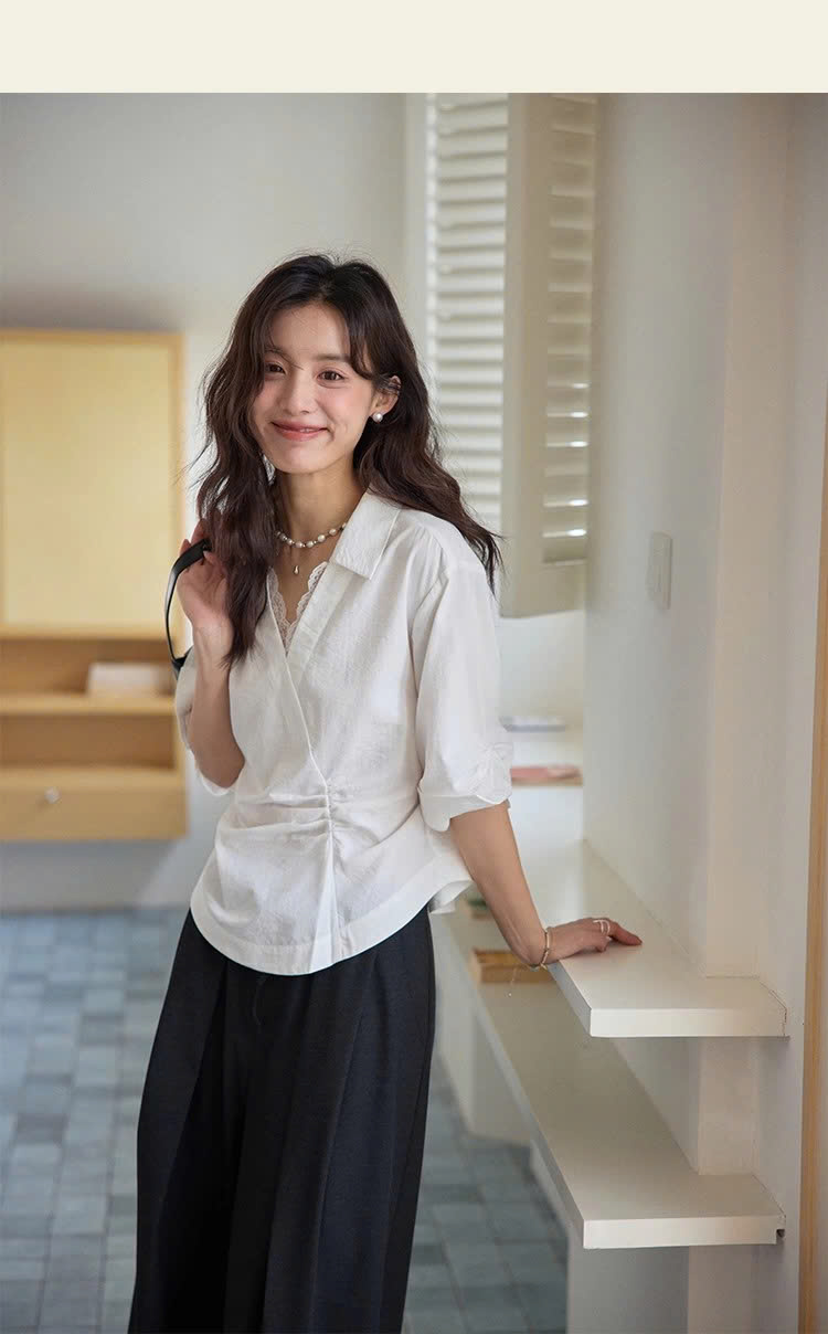 SM60 Áo Sơ Mi Nữ Tay Lửng Nhún Eo MAKILANA, Áo Sơ Mi Trắng Cổ Vest Tay Lửng Phồng Nhẹ Xếp Ly Dành Cho Nữ