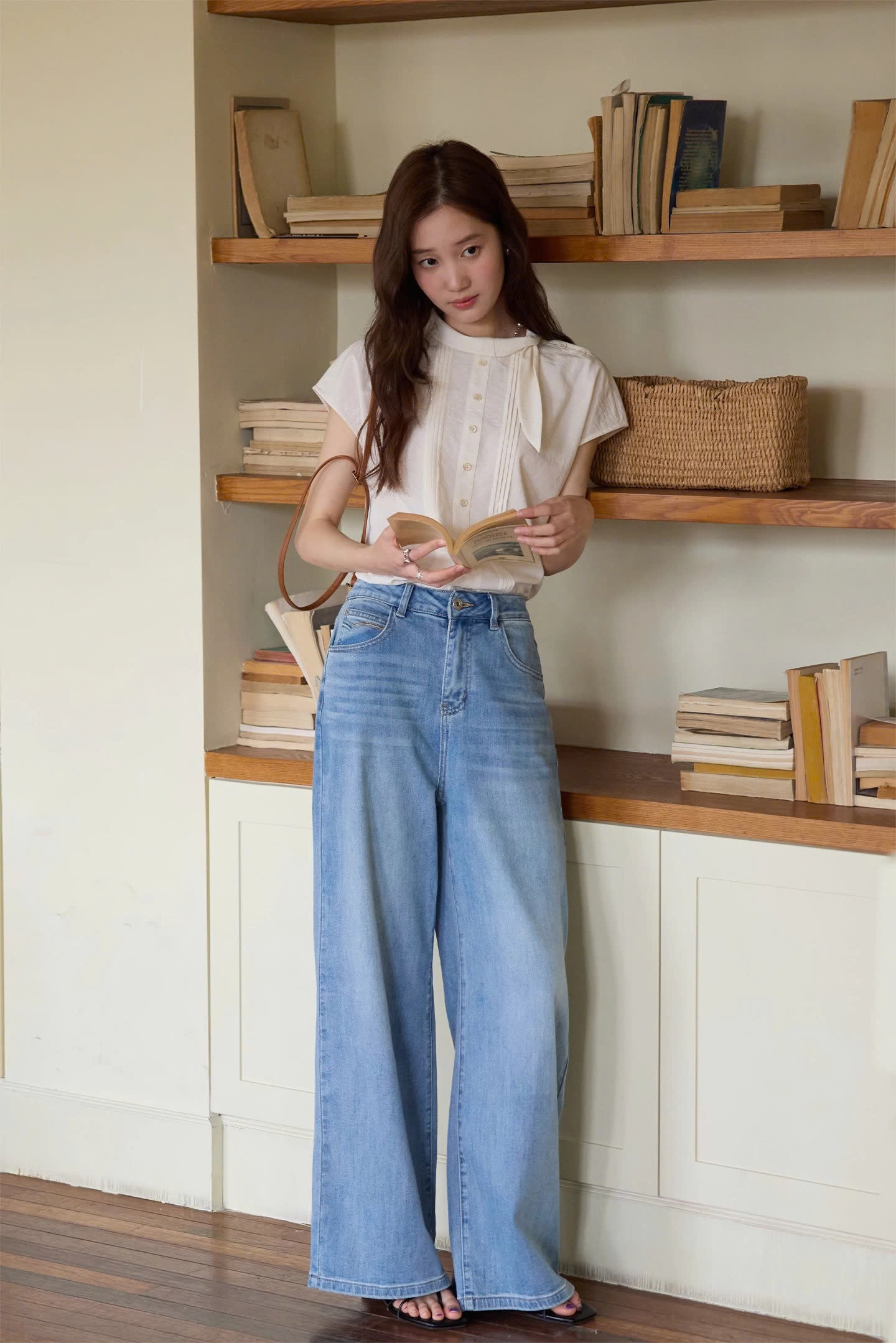 SM62 Áo Sơ Mi Tay Cánh Tiên Cổ Nơ Lệch MAKILANA Dành Cho Nữ