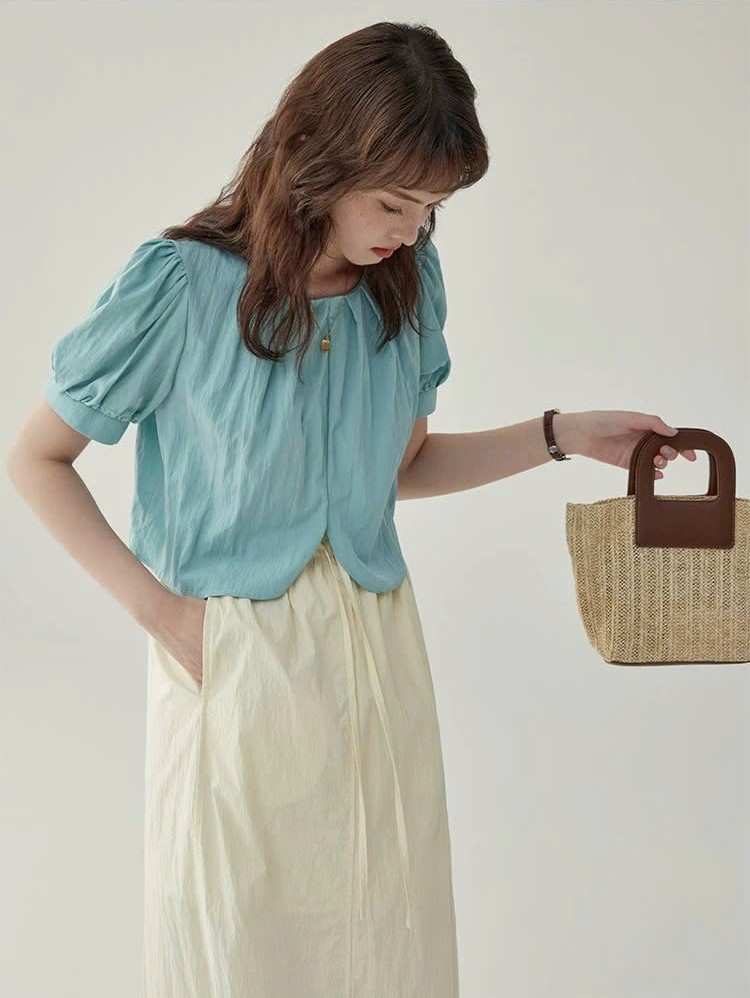 ÁO KIỂU NỮ SM67 MAKILANA – THIẾT KẾ CROP BLOUSE TAY PHỒNG THANH THOÁT, NỮ TÍNH DÀNH CHO NỮ