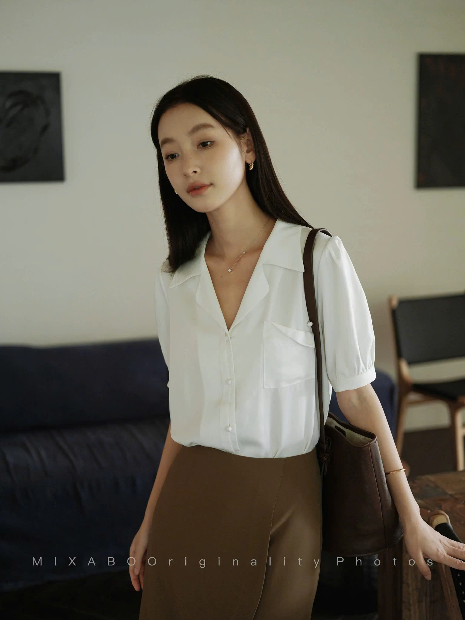 SM70 - ÁO SƠ MI NỮ CỔ BẺ MÀU TRẮNG MAKILANA TAY NGẮN DÁNG RỘNG KIỂU DÁNG MỚI MÙA