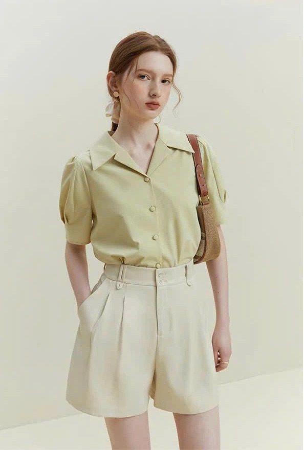 SM75 - ÁO SƠ MI TAY NGẮN THIẾT KẾ CỔ VEST MAKILANA DÀNH CHO NỮ, ÁO SƠ MI NỮ DÁNG SUÔNG CỔ CHỮ V