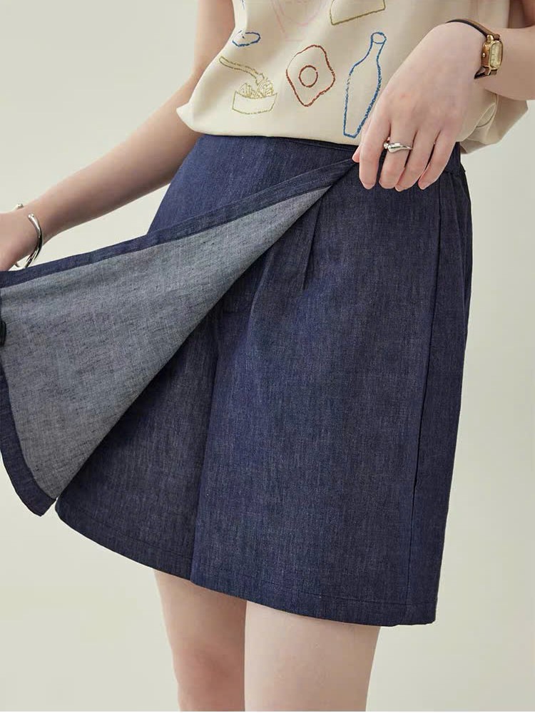 QS17 - Quần Short Nữ Denim Thiết Kế Giả Váy Vạt Xếp Ly Trước Lưng Thun MAKILANA