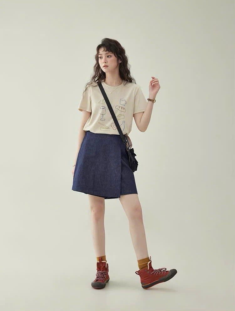 QS17 - Quần Short Nữ Denim Thiết Kế Giả Váy Vạt Xếp Ly Trước Lưng Thun MAKILANA