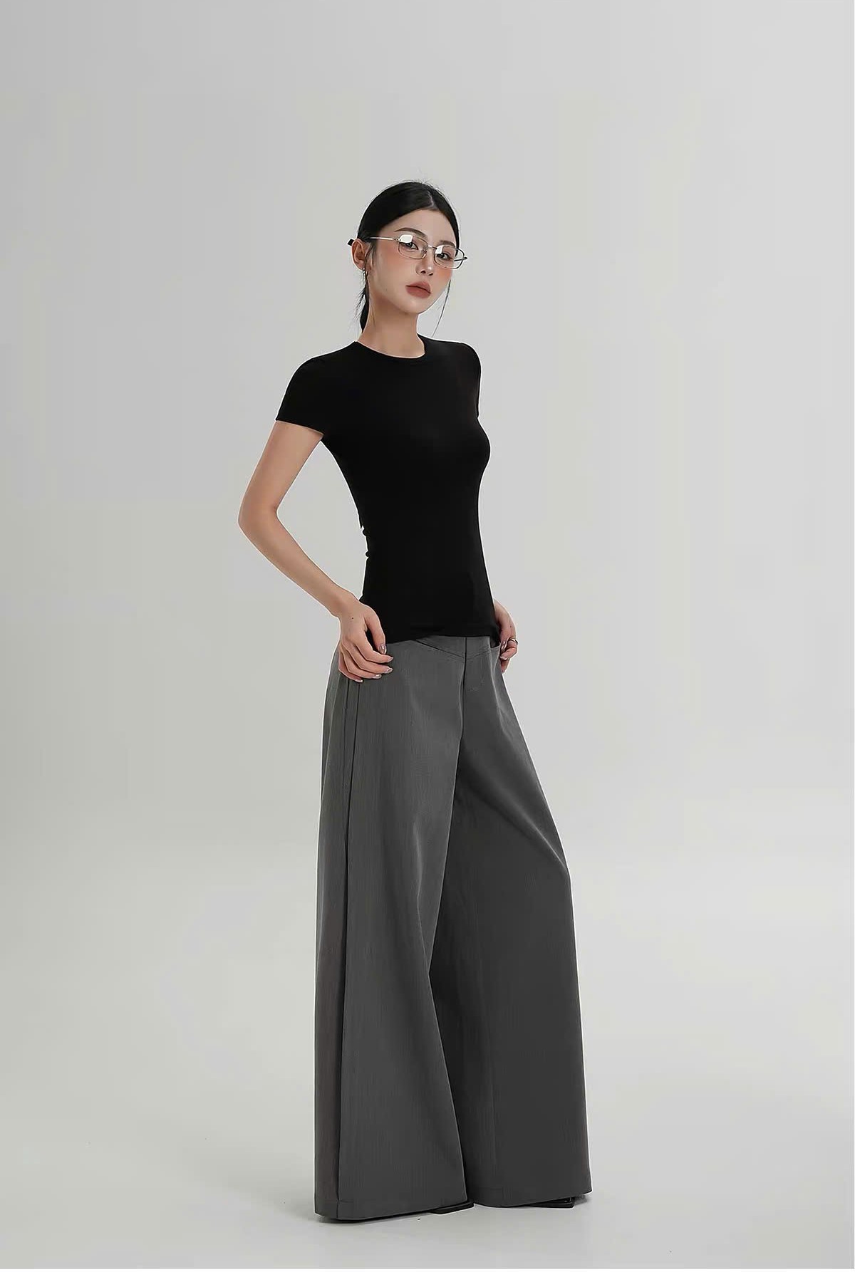QT103 - Quần Tây Cạp Cao Ống Rộng Xẻ Tà MAKILANA Dành Cho Nữ