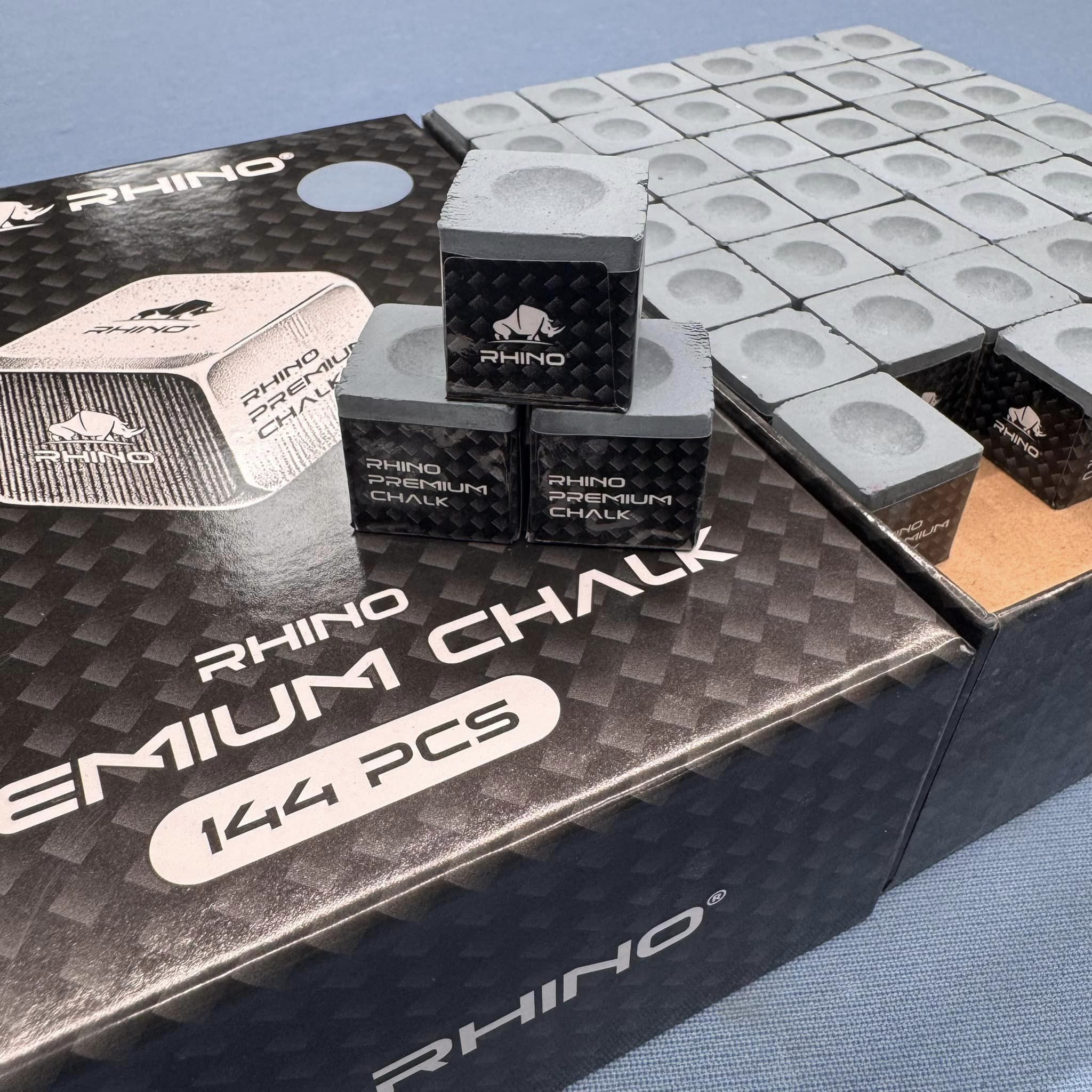 Hộp Lơ Rhino Premium Chalk - 144v Xám
