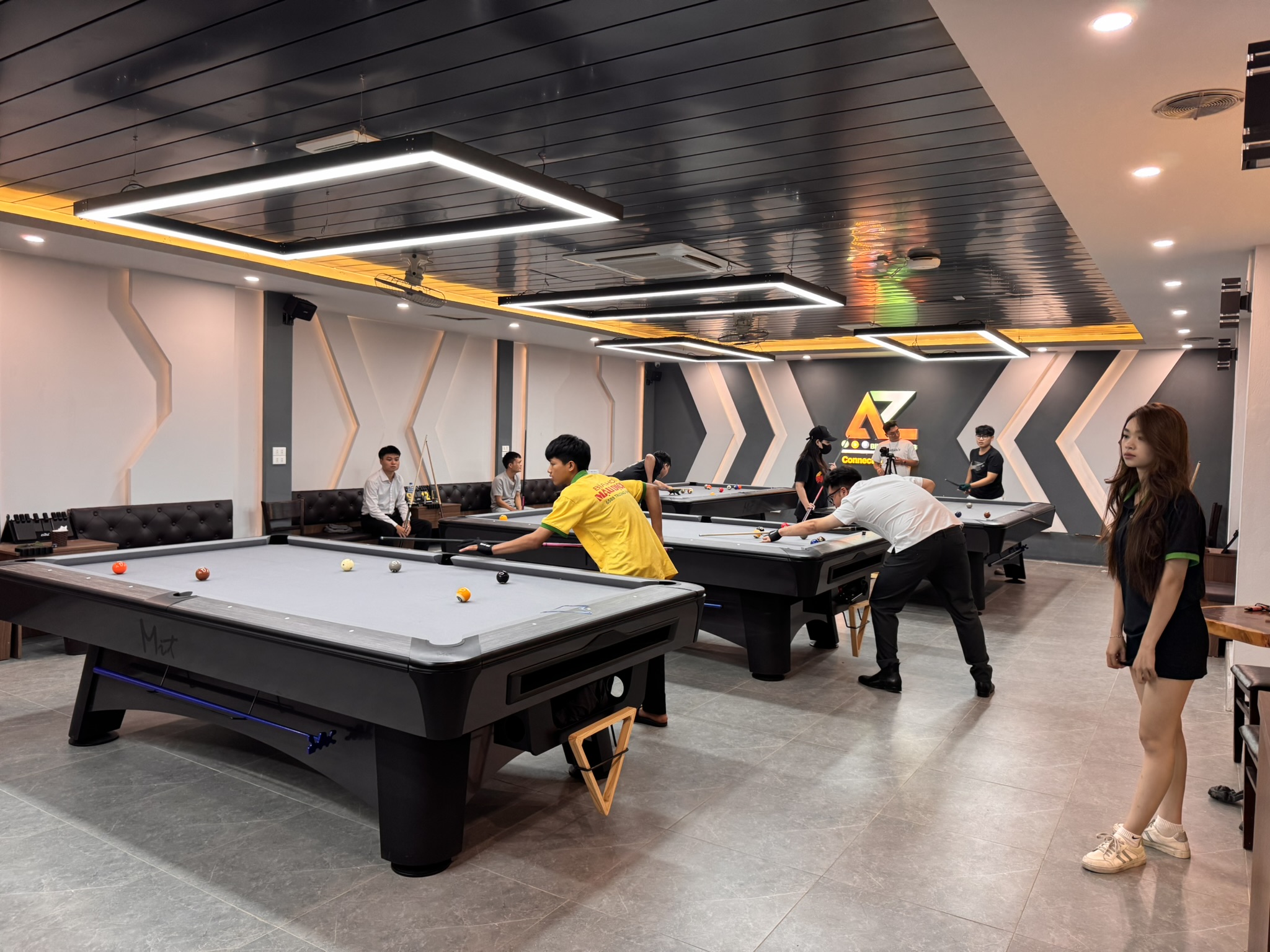 Bàn MIT CLB AZ BILLIARD