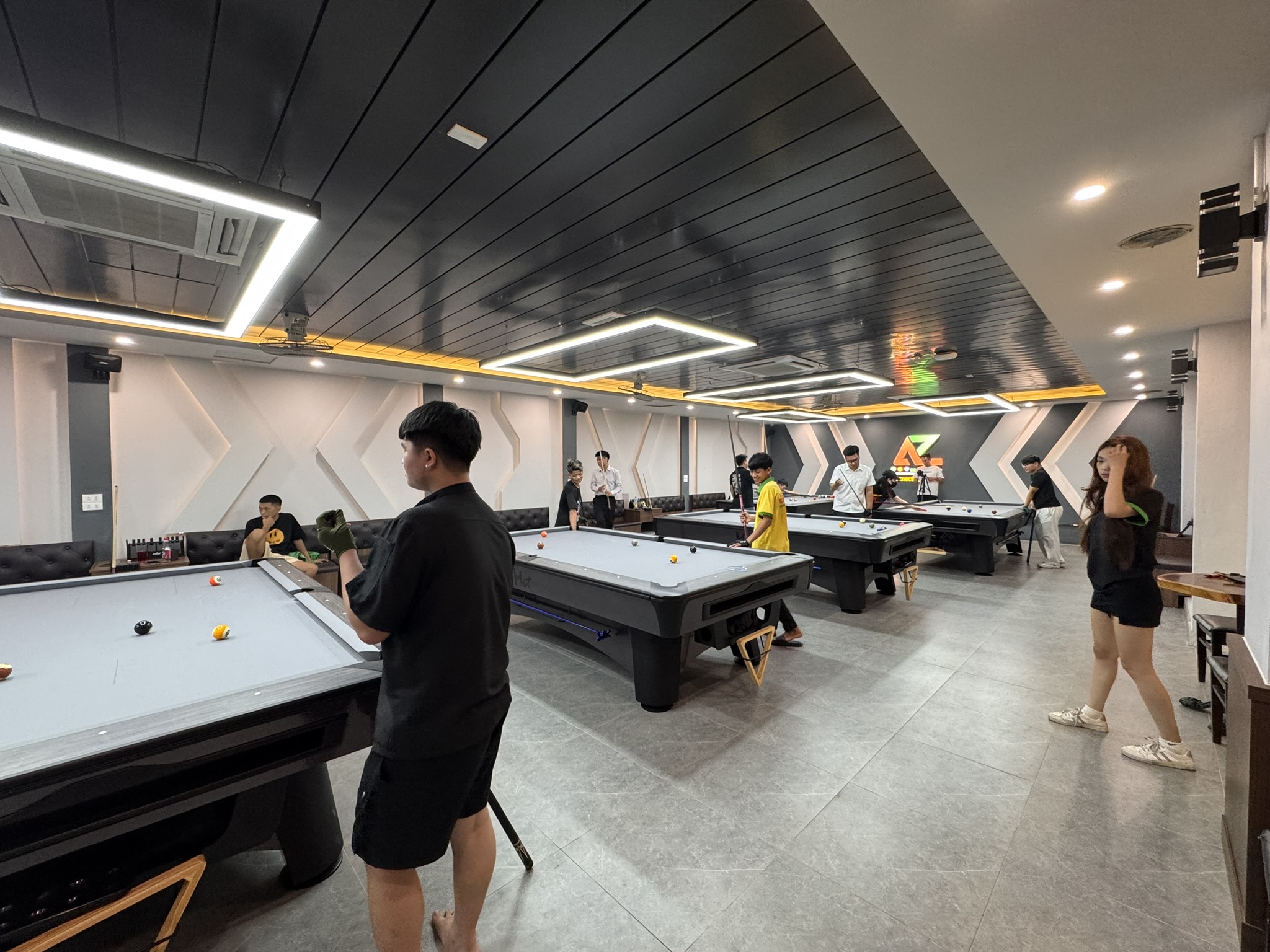 Bàn MIT CLB AZ BILLIARD