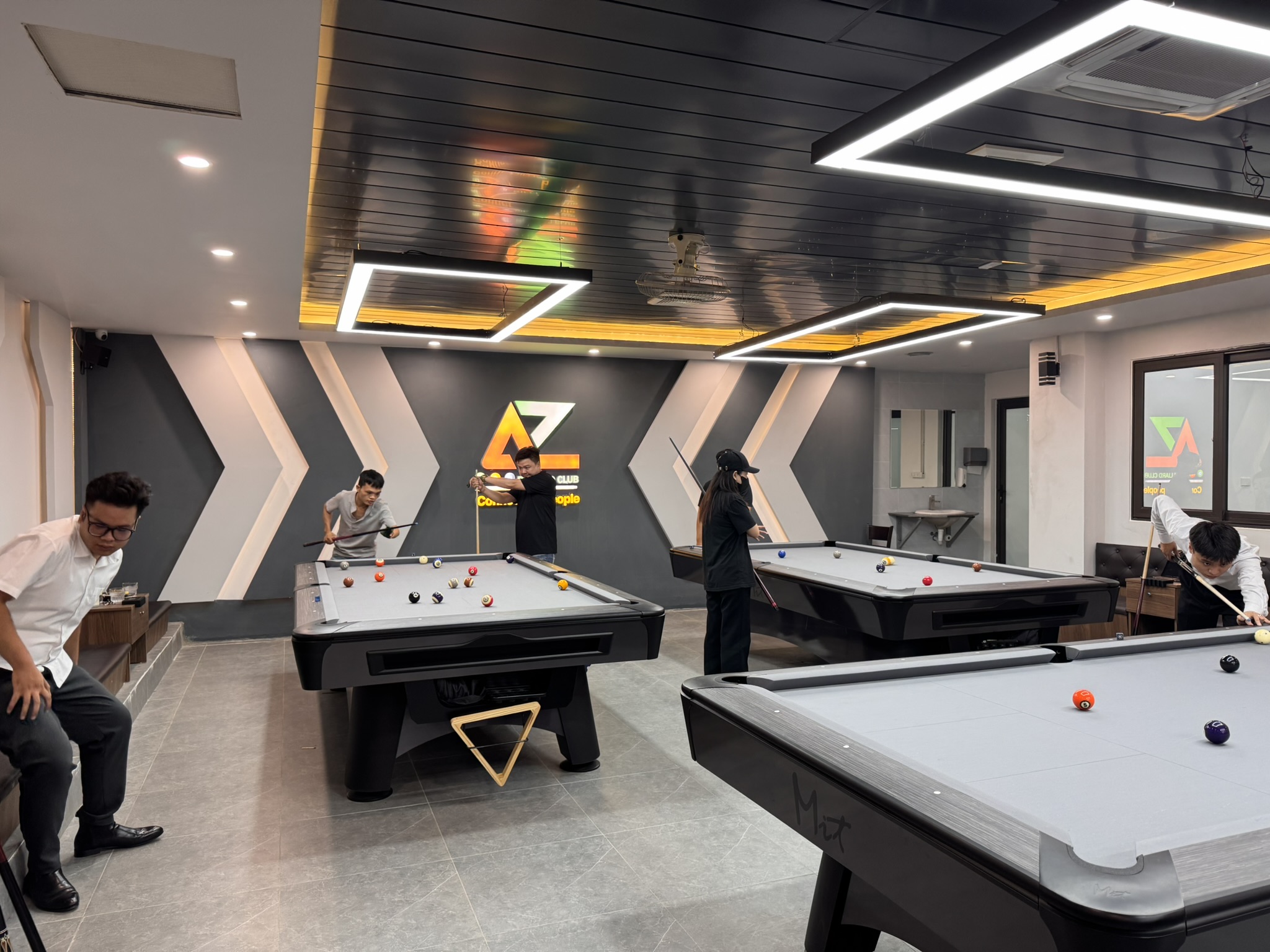 Bàn MIT CLB AZ BILLIARD