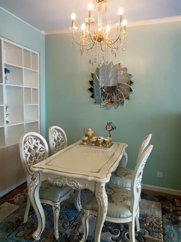 Gương trang trí phòng bếp