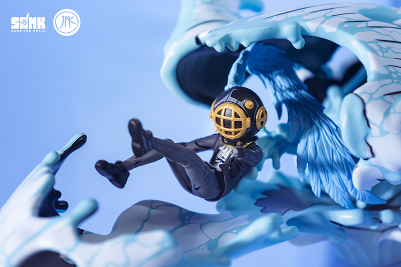 SankToys x Jon-Paul-Kaiser- Sank-Whale Fall-The Great Wave