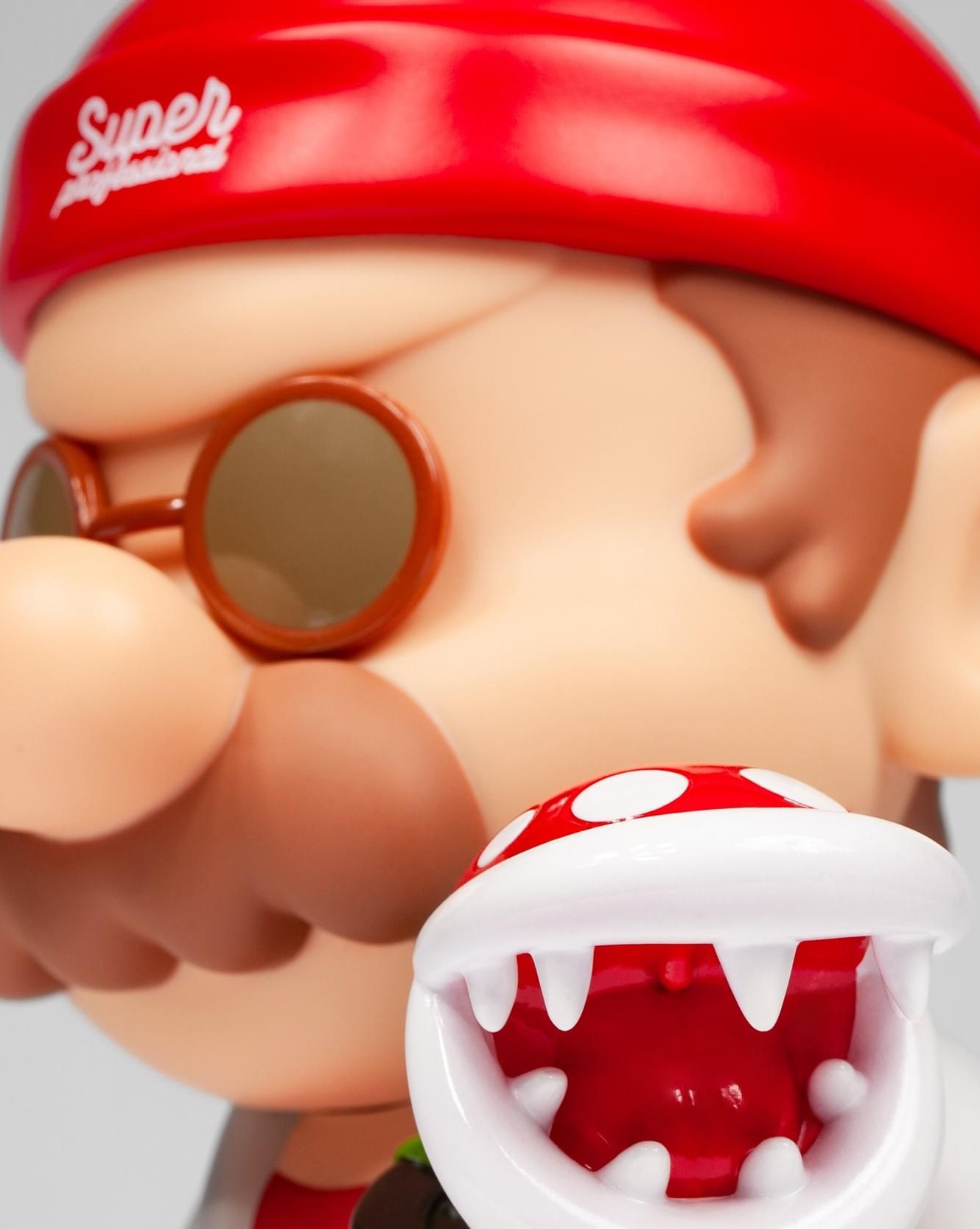 SUP PRO ESNTL // LITTLE RED CAP