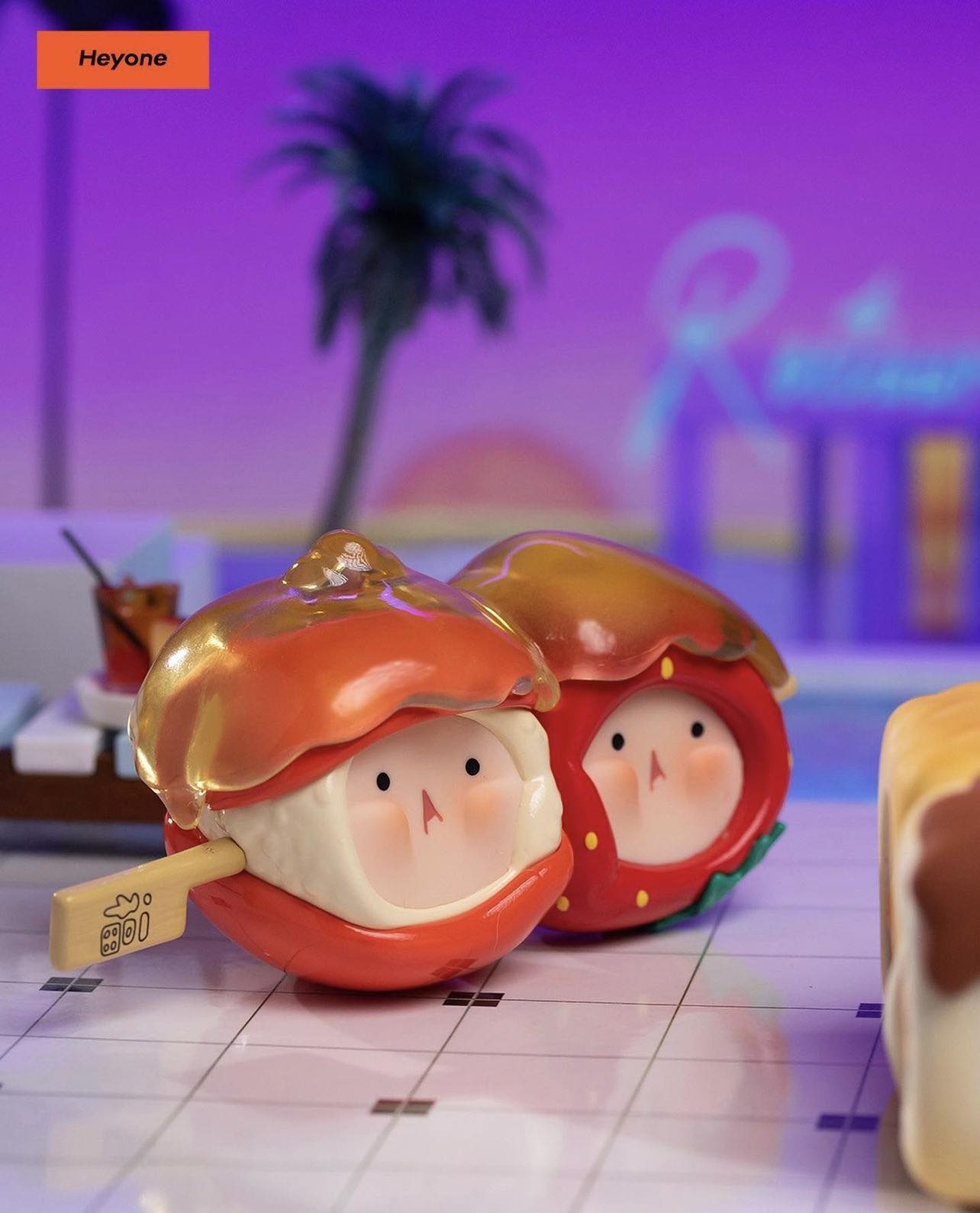Tuan Tuan Neon Sunset Bistro Blind Box Series