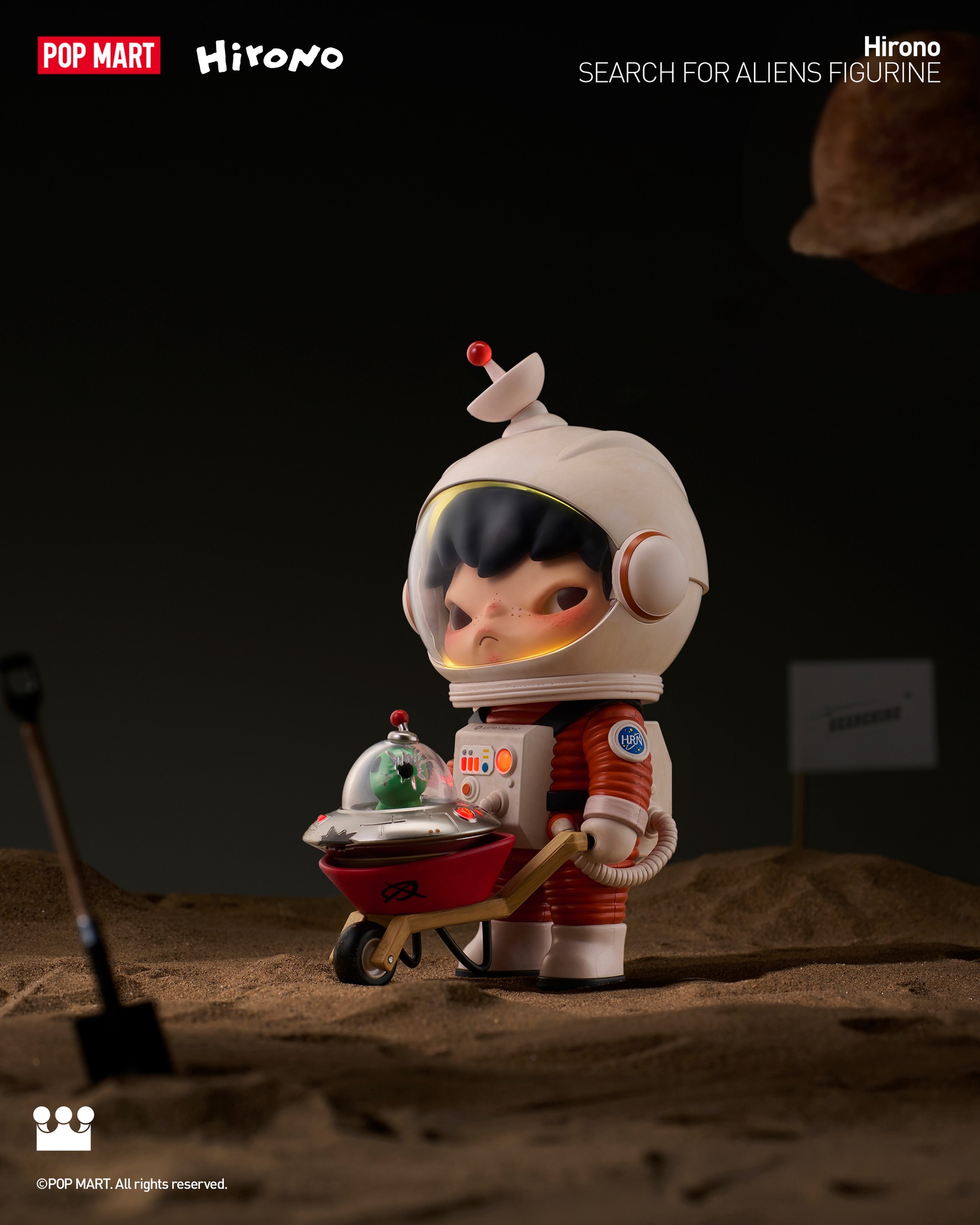 Hirono Search for Aliens Figurine