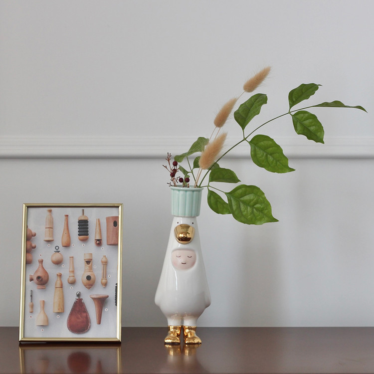 CBB - Theater duck vase - 02