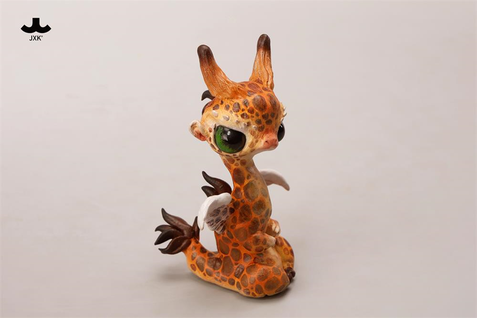 JXK-Magical Elf Giraffe
