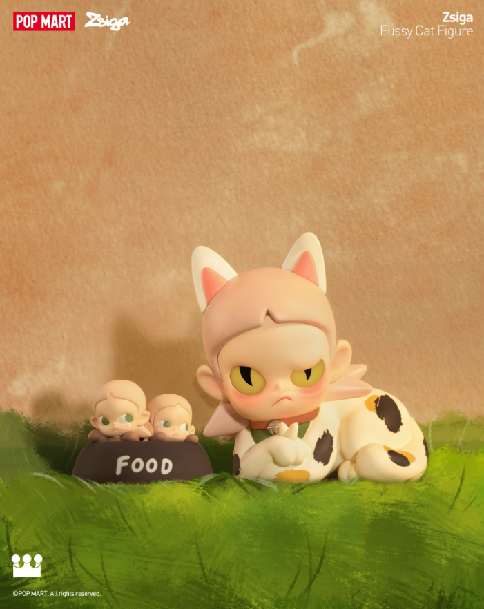 Zsiga Fussy Cat Figure
