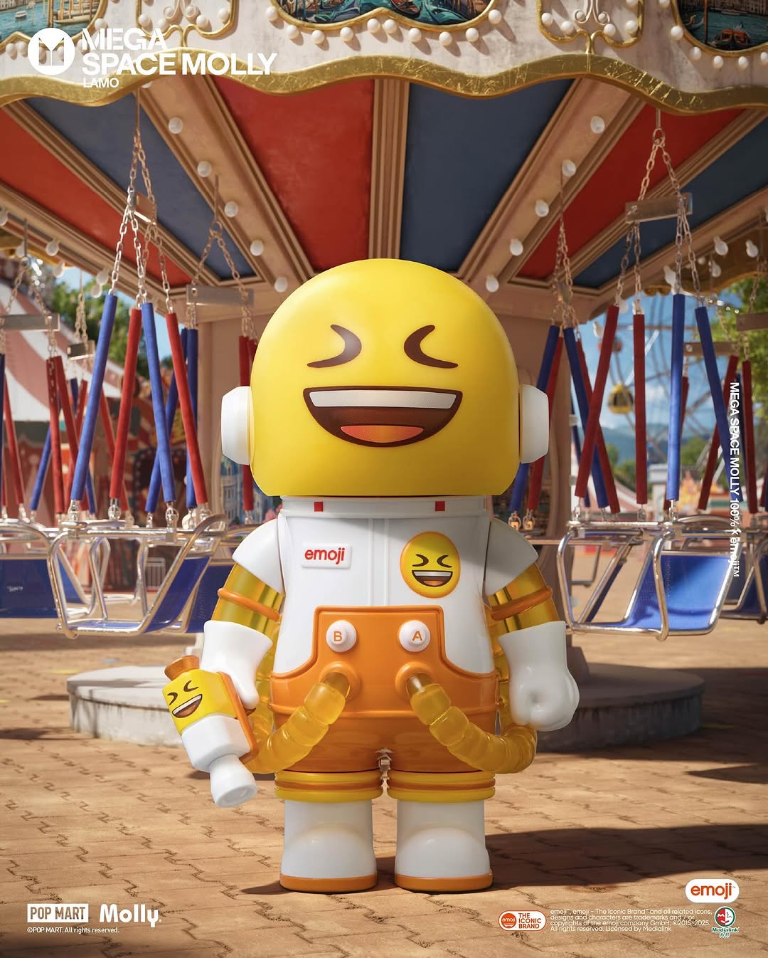 MEGA SPACE MOLLY 100% × emoji™ Series