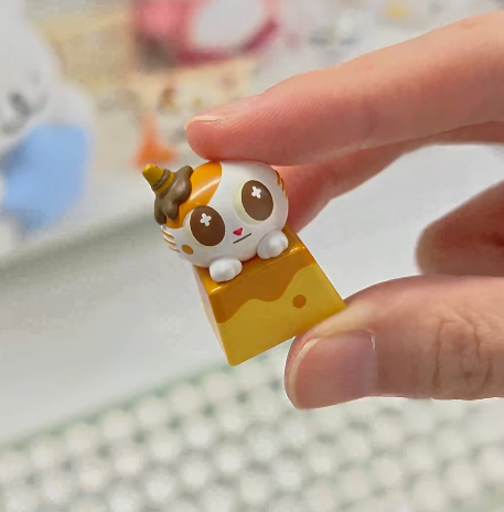 DOSHIICAT FINGERTIP MINIKEYCAP BLIND BOX