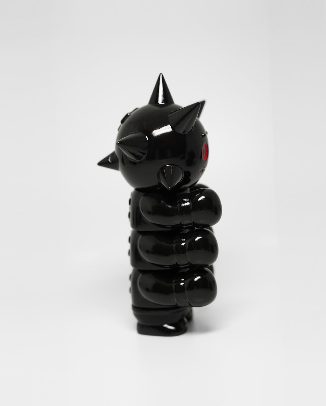 Dark'n'chill - One Punch Bone Black