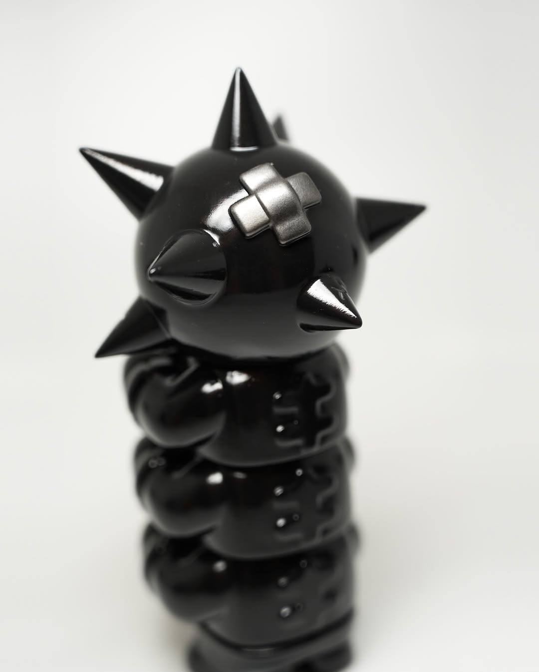 Dark'n'chill - One Punch Bone Black