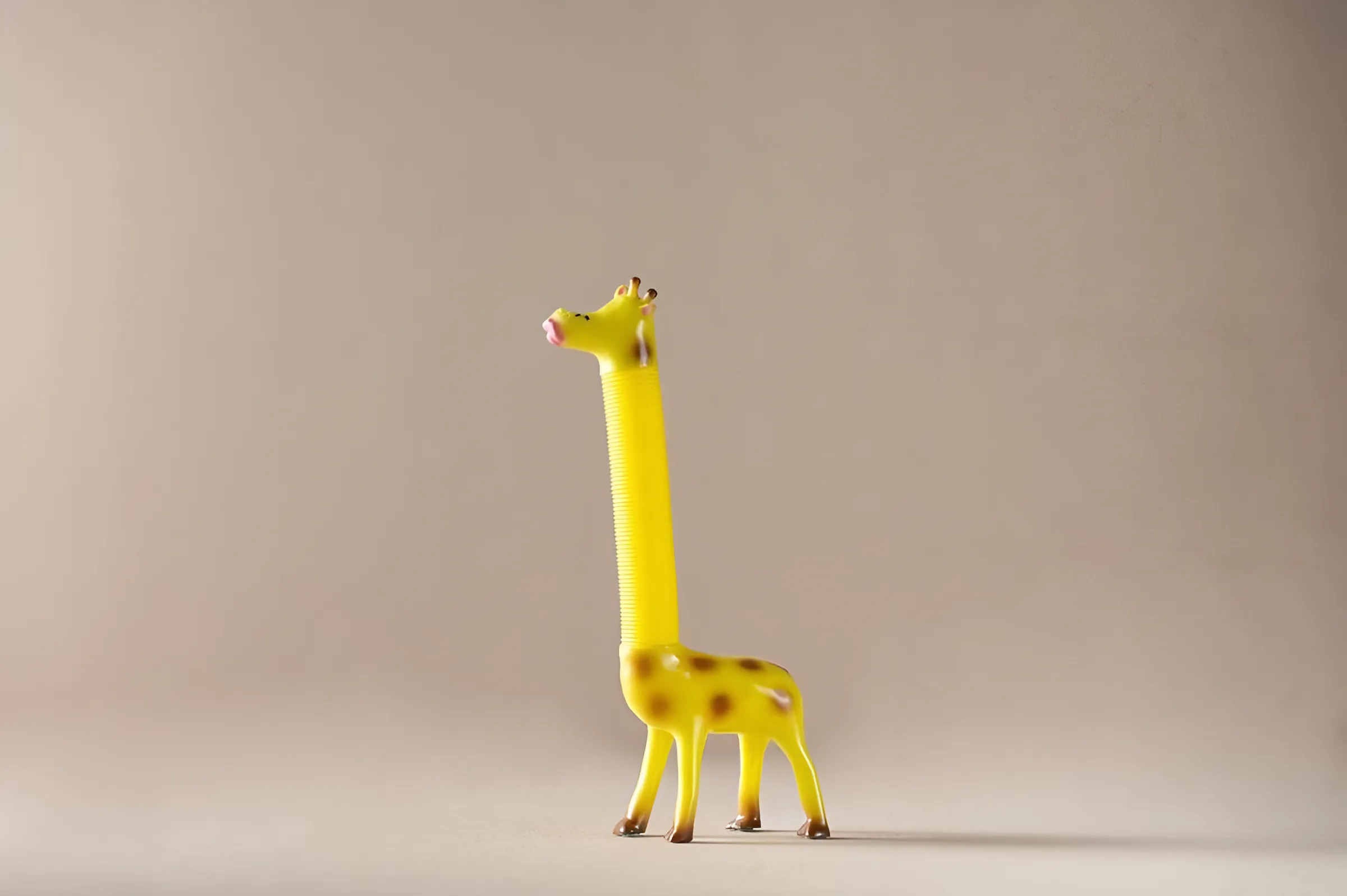 Garbage Toy - Giraffe