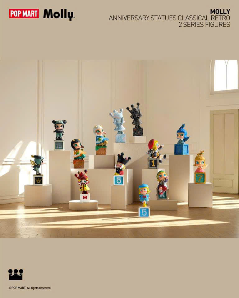 MOLLY Anniversary Statues Classical Retro 2 Series
