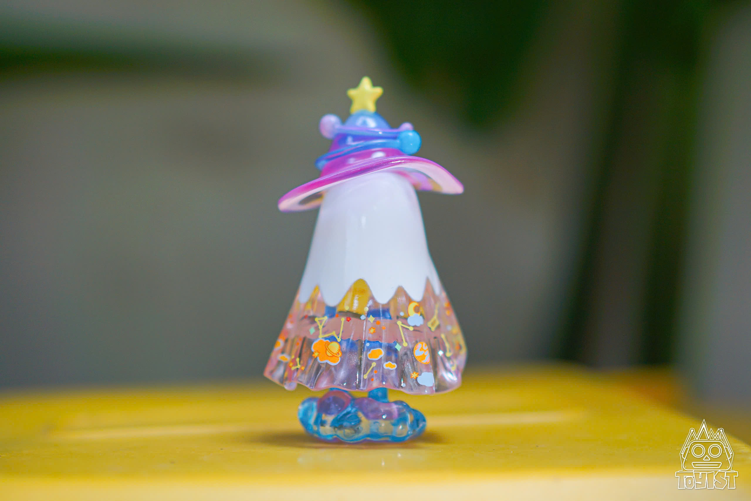 Magic Little White - Star Version