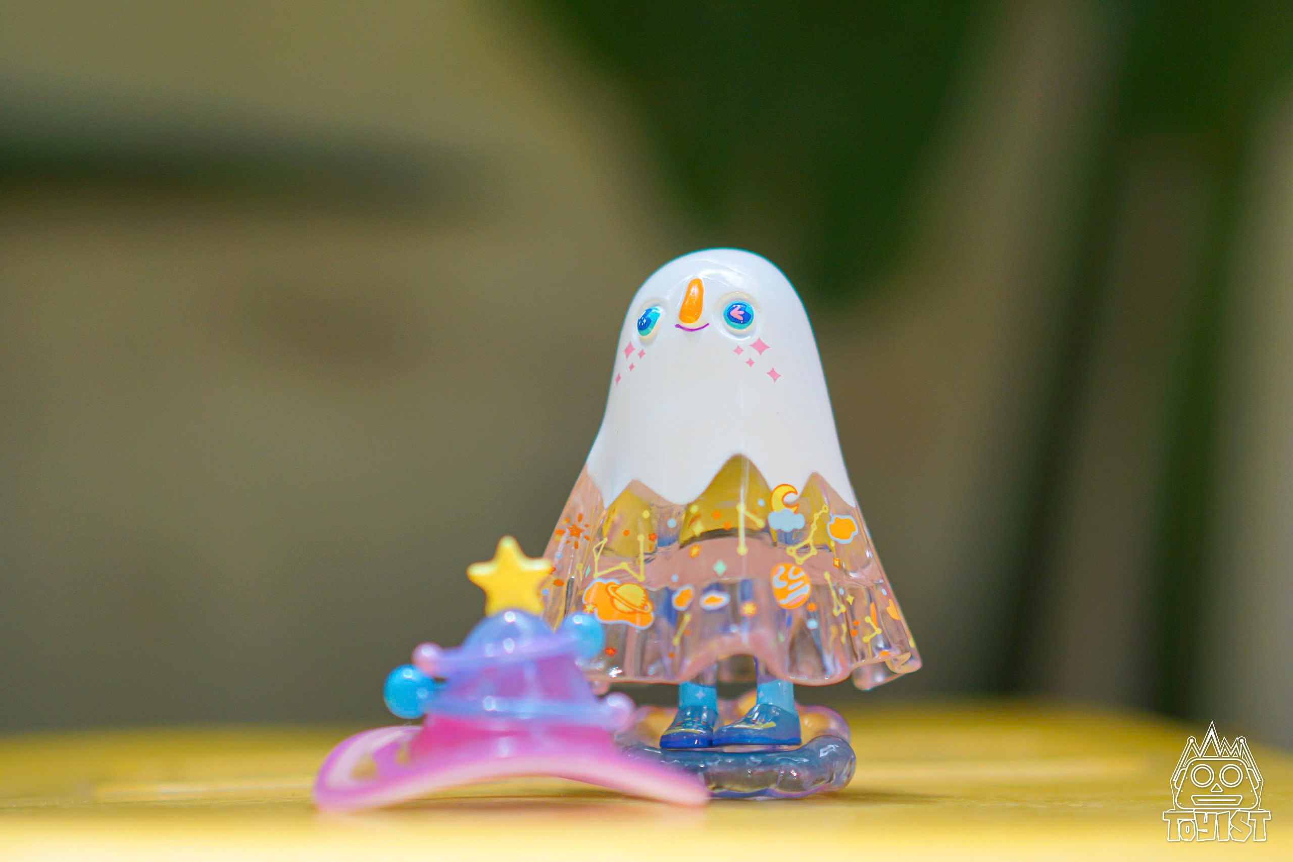 Magic Little White - Star Version