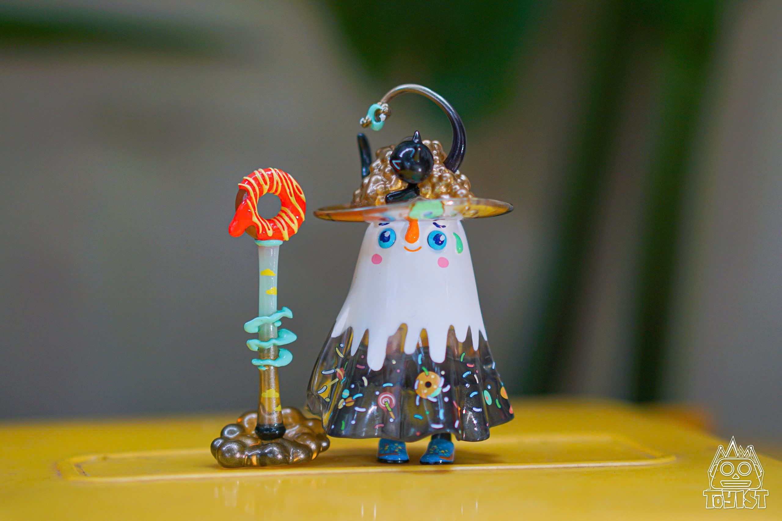 Magic Little White - Snack Version