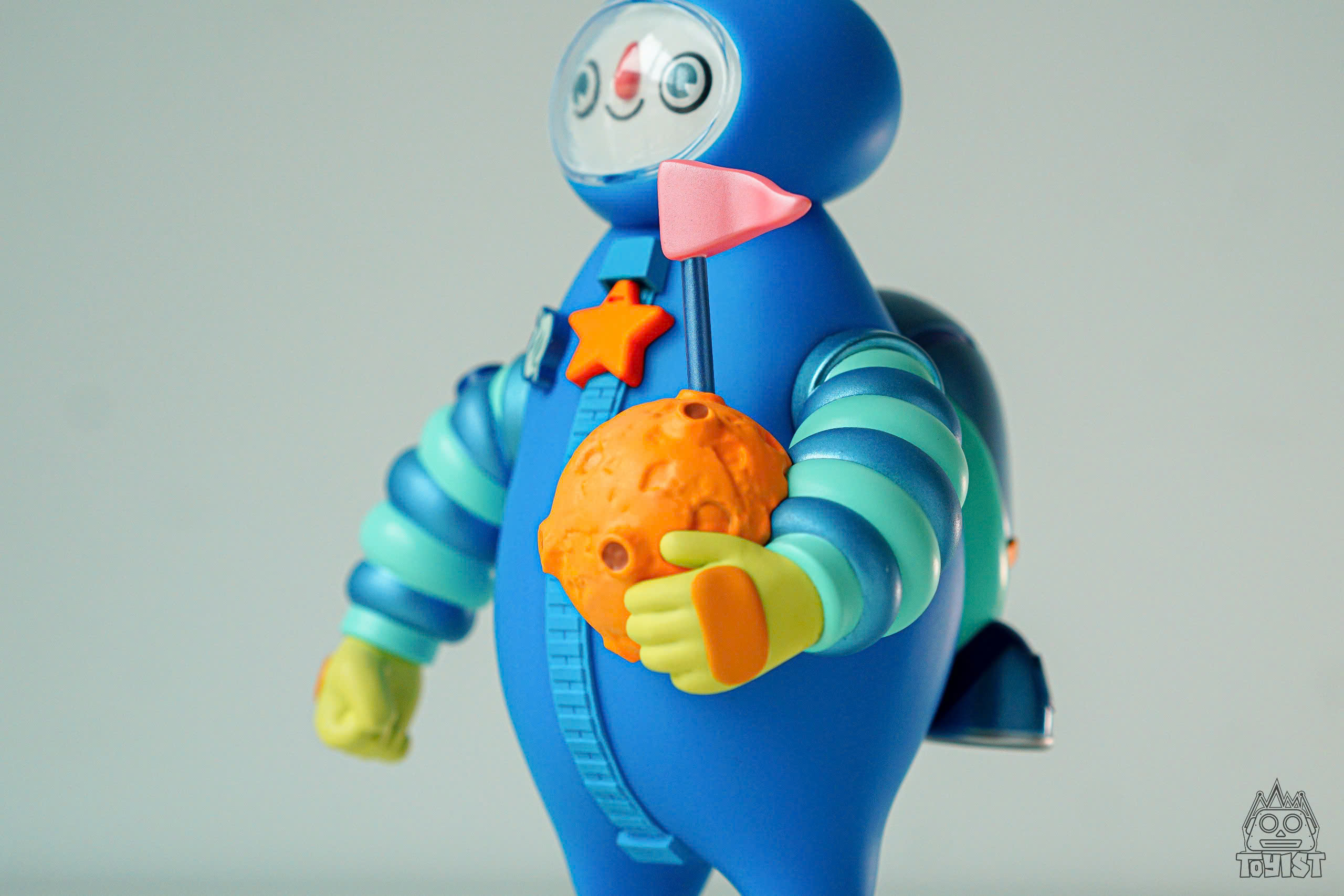 Seasem Street x Little White Vinyl Figure