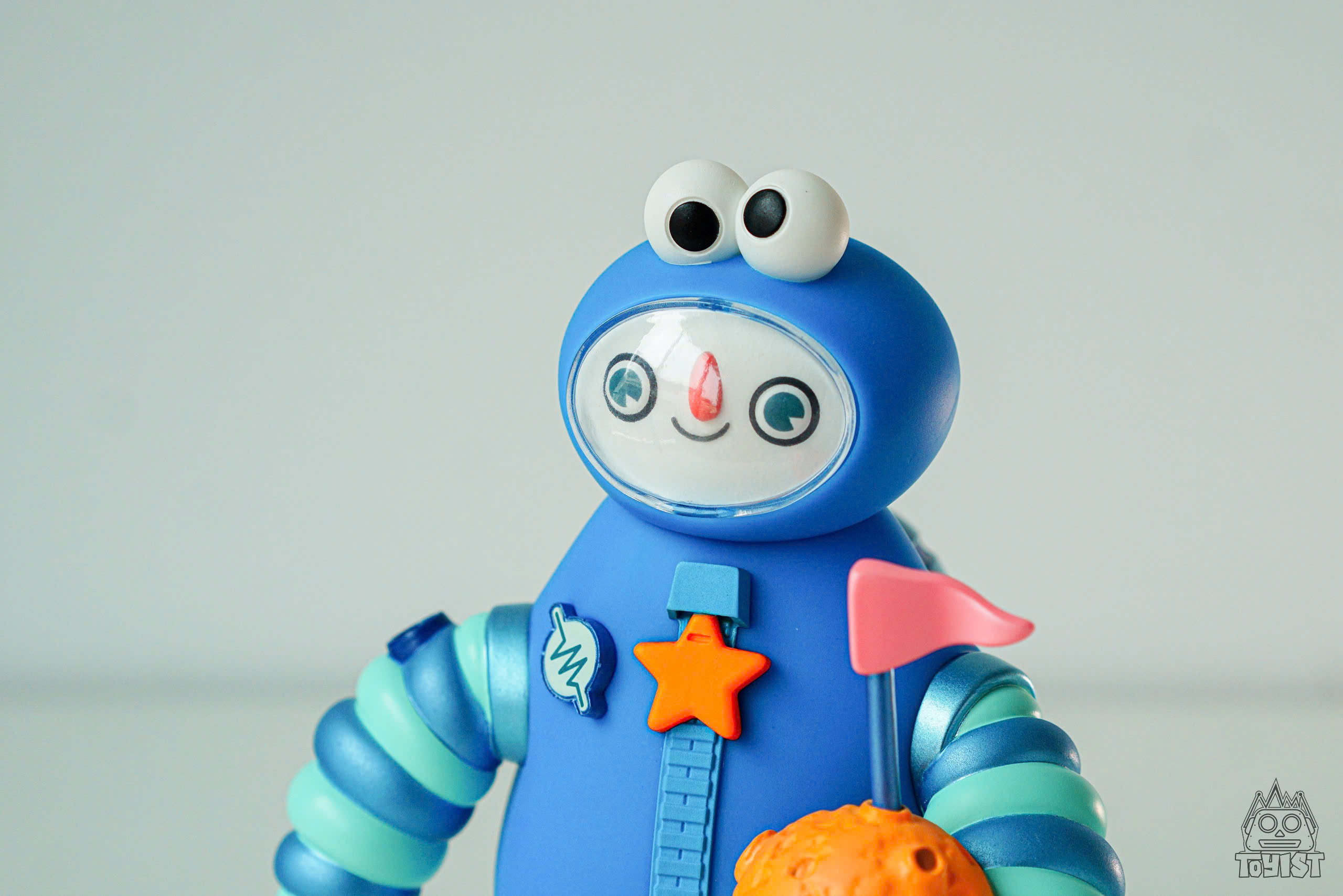 Seasem Street x Little White Vinyl Figure