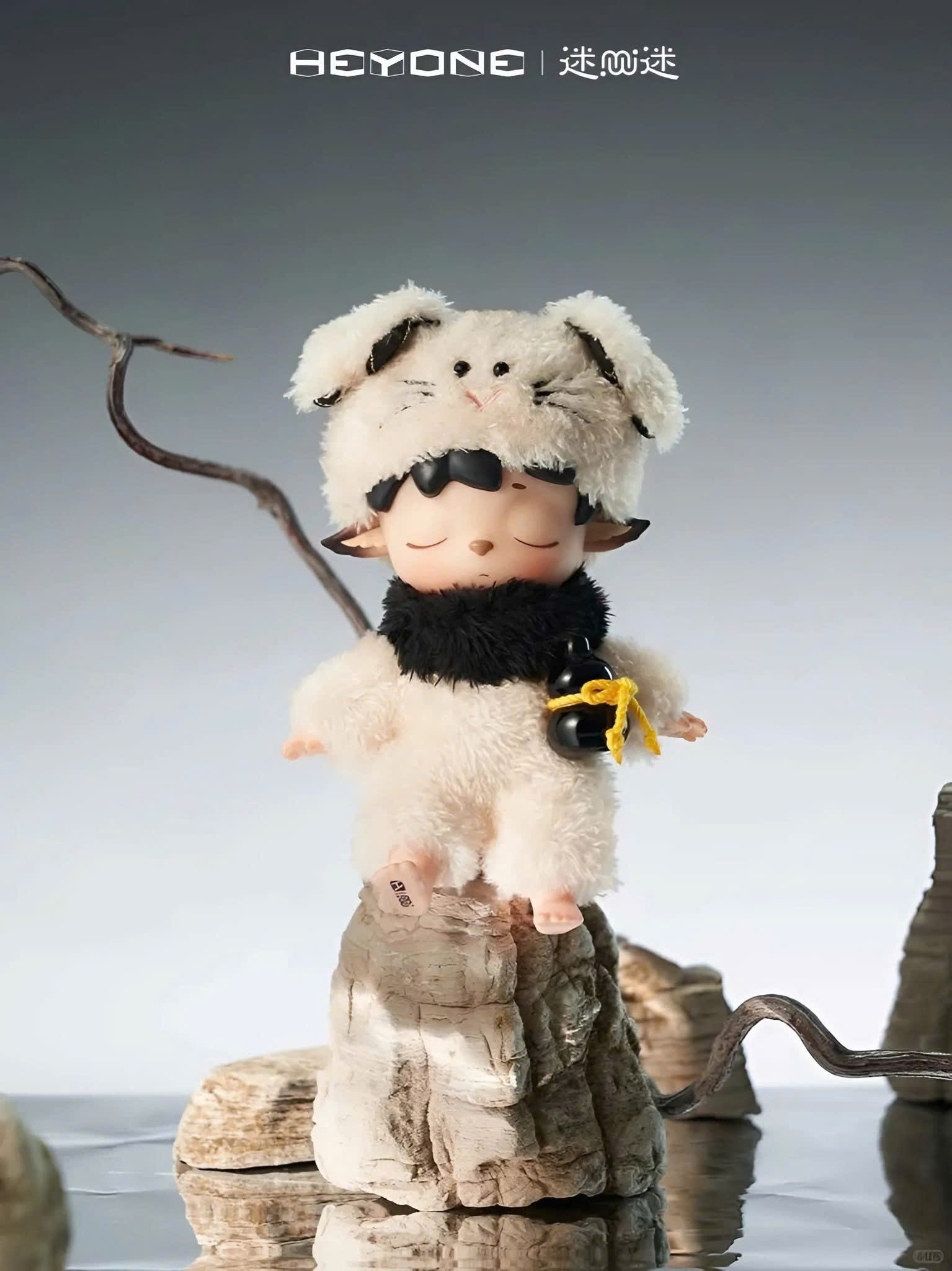 MIMI-Leisurely Elf Vinyl Plush