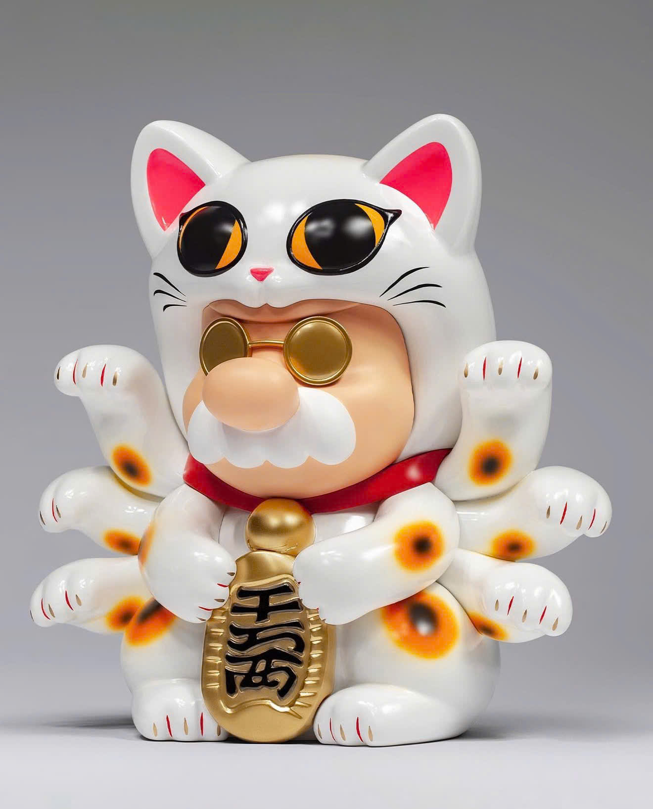 SUP. PRO ESNTL // ENDLESS MANEKINEKO