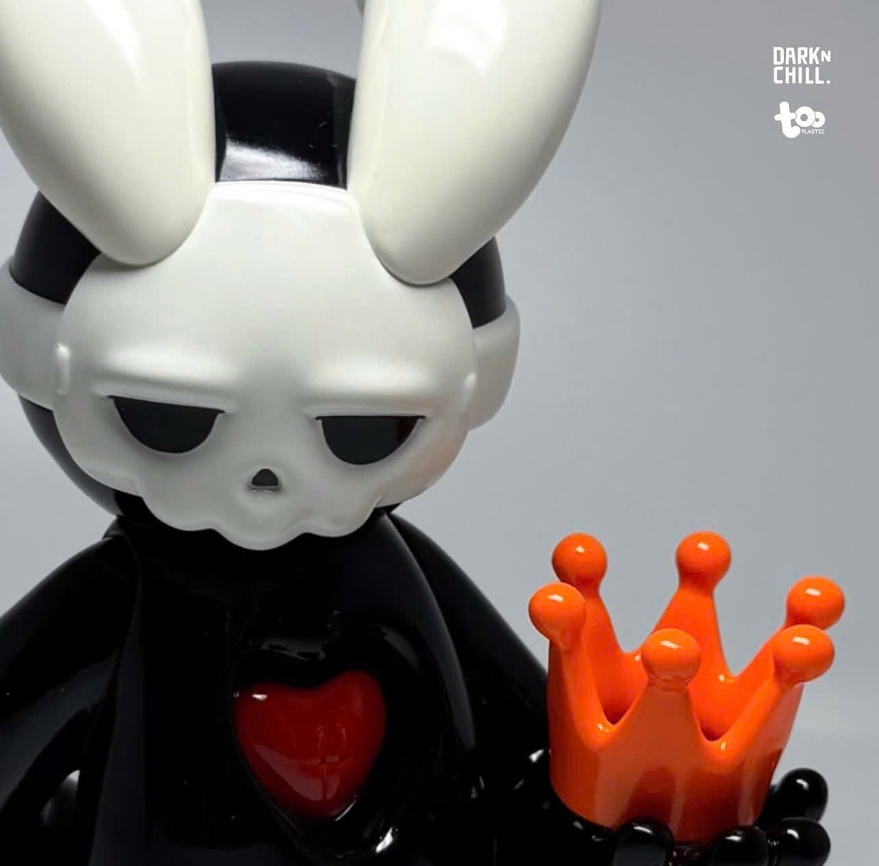 Dark And Chill - Devil Boss