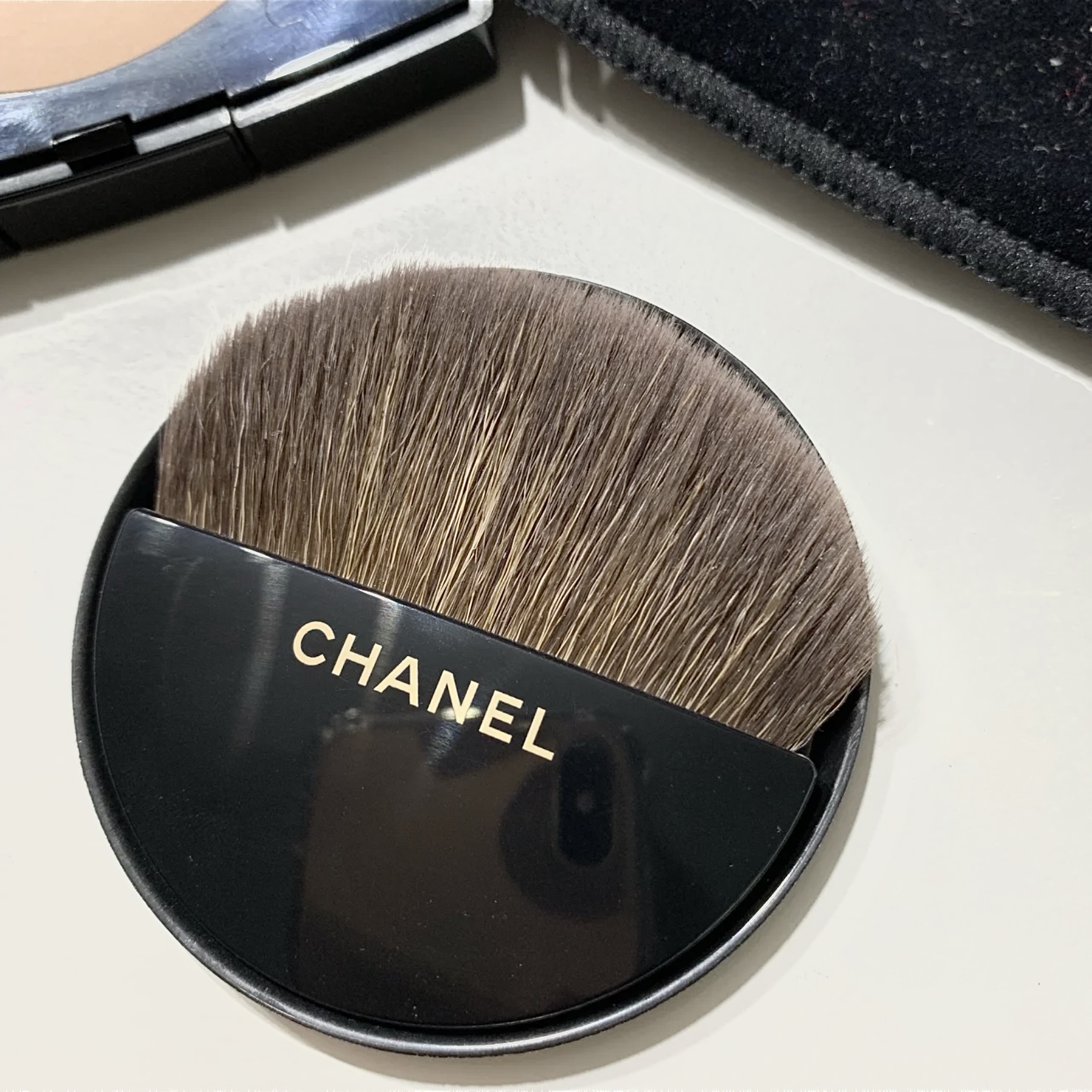 Phấn Phủ Chanel Les Beiges Healthy Glow Sheer Powder 12g