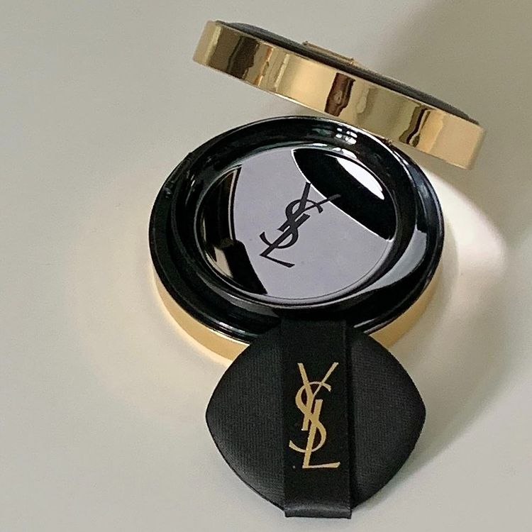 YSL Le Cushion Encre De Peau Luminous Matte Cushion Foundation 14g