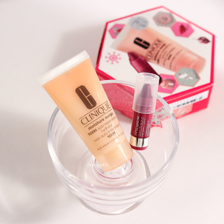 Clinique Merry Moisture: Skincare and Makeup Gift Set