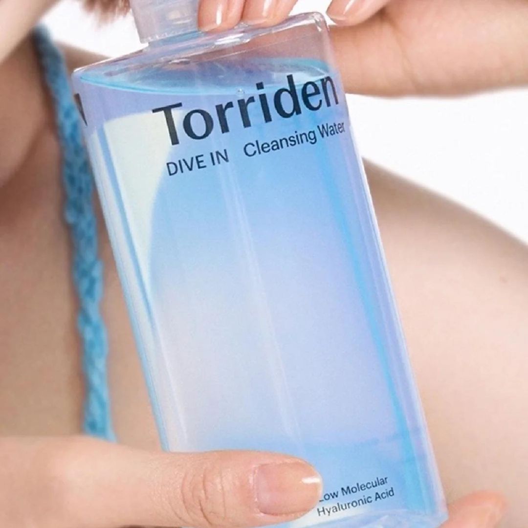 Tẩy Trang Torriden Dive-In Low Molecular Hyaluronic Acid Cleansing Water 400ml