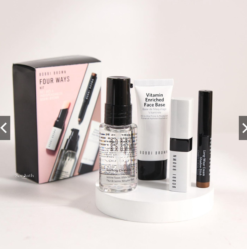 Set trang điểm Bobbi Brown Four Ways Kit