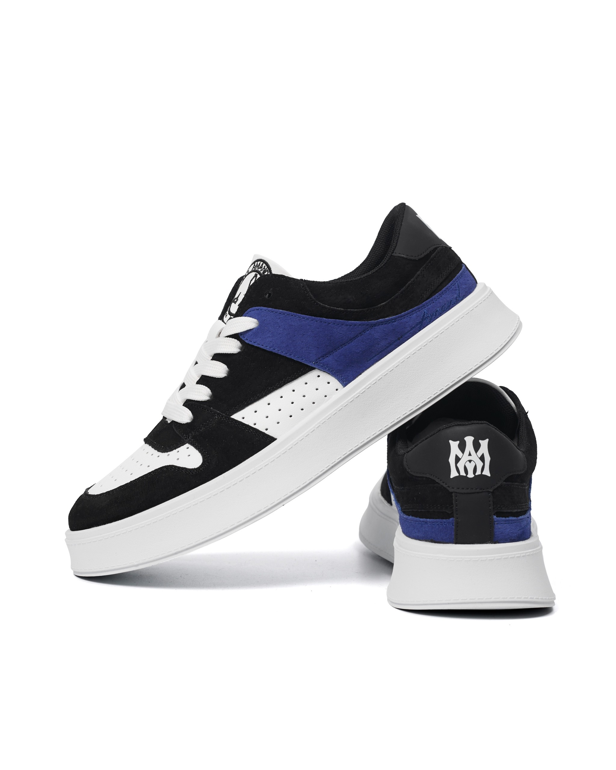 Amand Low Top Signature Logo Sneaker A M A N D