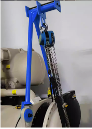 Giá đỡ móc treo nắp bình ngưng chiller - GIẢI PHÁP LÀM SẠCH