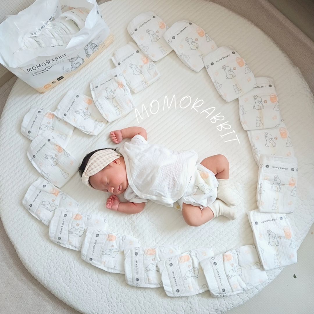 Bỉm cho bé 1 tháng tuổi: Những điều ba mẹ cần lưu tâm