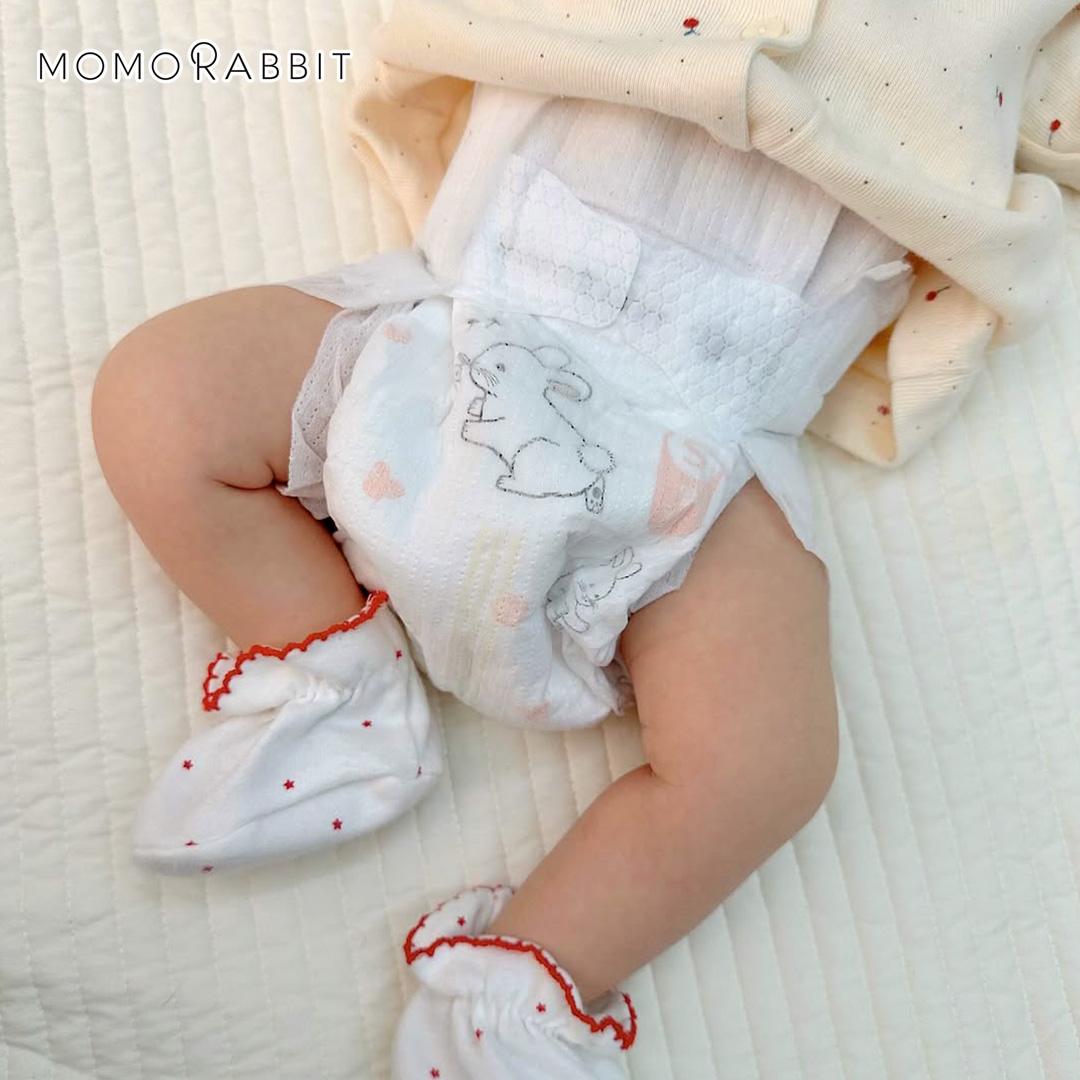 Vệ sinh và dưỡng da cho bé trong 1 tháng đầu đời