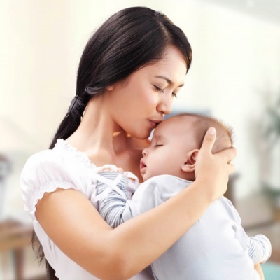 Mùa mưa sắp đến? Những vật dụng hữu ích nhất định phải có khi chăm sóc con nhỏ