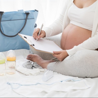 Sinh con mùa hè - Mẹo chuẩn bị đồ sơ sinh cho bé và đồ đi sinh cho mẹ mọi gia đình cần biết