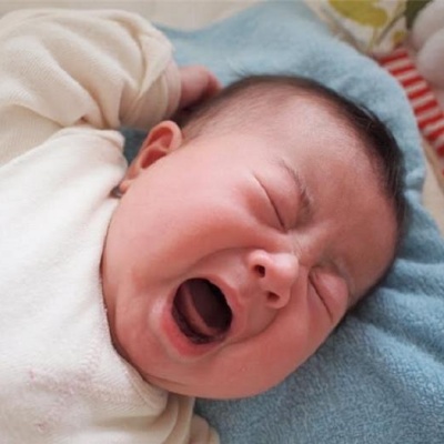 Trẻ khóc đêm - Nguyên nhân và cách giải quyết 