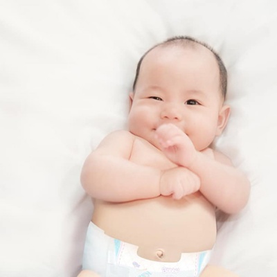 Những lưu ý quan trọng khi chăm sóc cuống rốn cho trẻ sơ sinh