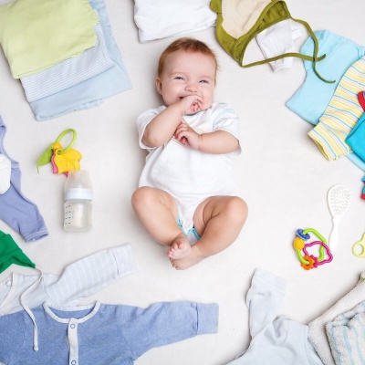Mẹo chọn quần áo mùa hè cho bé sơ sinh 