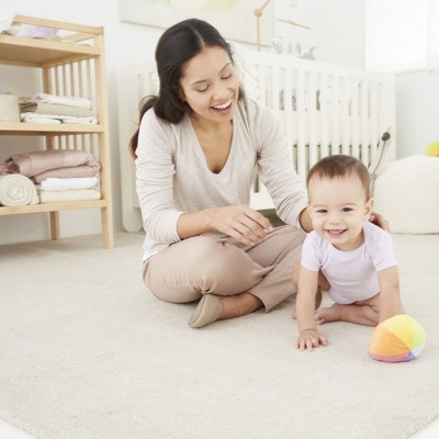 Trời nóng, có nên cho bé nằm điều hoà? 