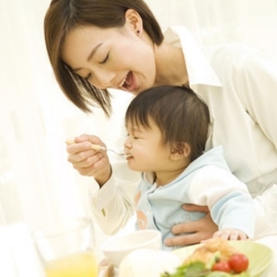 Những sai lầm phổ biến của bố mẹ dẫn tới táo bón ở trẻ sơ sinh 